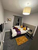 OYO The Castlegate Arms