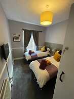 OYO The Castlegate Arms