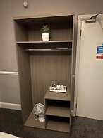 OYO The Castlegate Arms