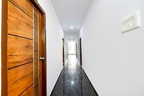 Fabhotel Living Tree