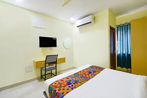 Fabhotel Living Tree