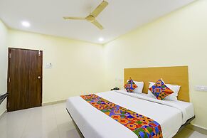 Fabhotel Living Tree