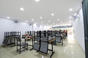 Fabhotel Living Tree