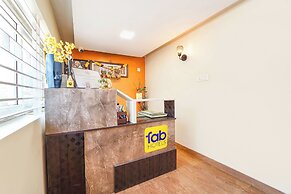 Fabhotel Mani’S Residency