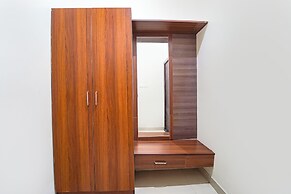 Fabhotel Mani’S Residency