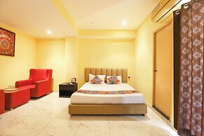Fabhotel Chamiers Park