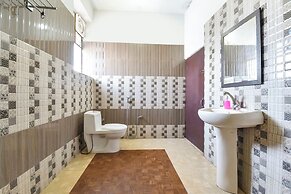 Fabhotel Dream Palace
