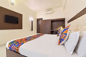 Fabhotel Dream Palace