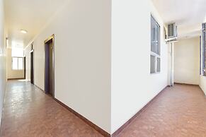 Fabhotel Dream Palace