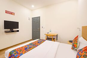 Fabhotel Moonlight Inn