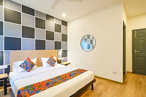 Fabhotel Moonlight Inn