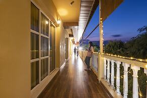Fabhotel Foxtale Beach resort & Spa - A Beach Property