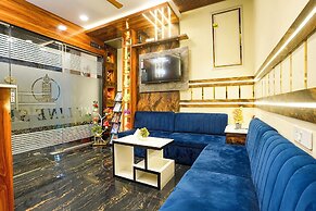 Fabhotel Skyline Suite