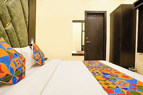 Fabhotel Skyline Suite