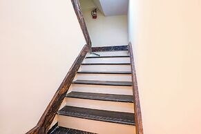 Fabhotel Skyline Suite