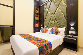 Fabhotel Skyline Suite