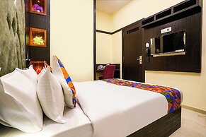 Fabhotel Skyline Suite