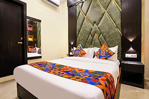 Fabhotel Skyline Suite