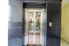 Fabhotel Radhika Palace