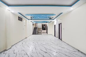 Fabhotel Radhika Palace