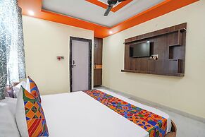 Fabhotel Radhika Palace