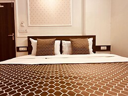 Fabhotel Majestic Heights