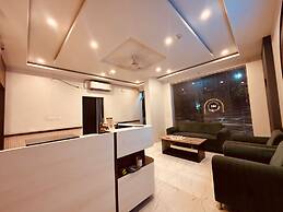 Fabhotel Majestic Heights