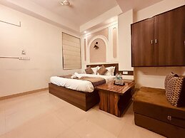 Fabhotel Majestic Heights
