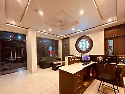 Fabhotel Majestic Heights