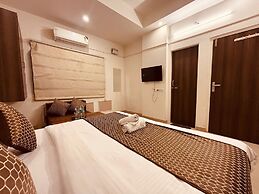 Fabhotel Majestic Heights