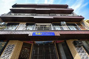 Fabhotel Paradise