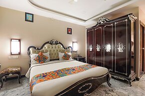 Fabhotel Nk Courtyard