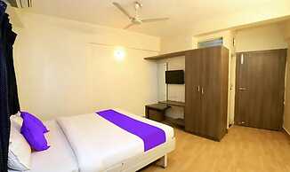 Fabhotel Devpriya