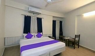Fabhotel Devpriya