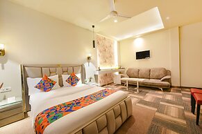 Fabhotel Vintage Inn