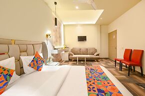 Fabhotel Vintage Inn