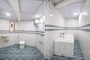 Fabhotel The Vibrant