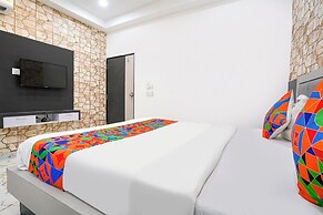 Fabhotel The Vibrant