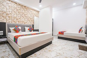 Fabhotel The Vibrant