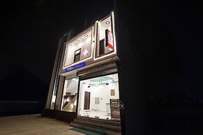 FabExpress Awadh Royal