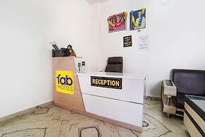 Fabhotel Om Palace