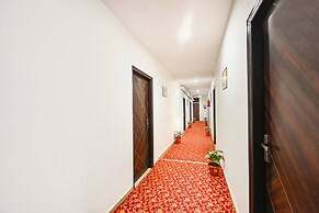 Fabhotel Silver Stone