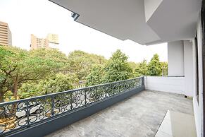 Fabhotel Silver Stone