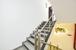 Fabhotel Silver Stone