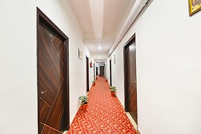 Fabhotel Silver Stone