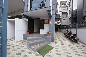 Fabhotel Silver Stone