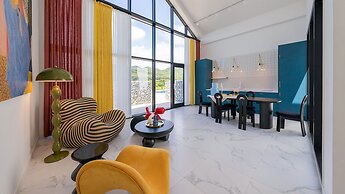 Le Pavilion Pool Villa