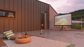 Le Pavilion Pool Villa