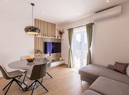 Adriatic Island Sea View Apartments