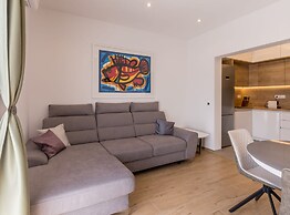 Adriatic Island Sea View Apartments